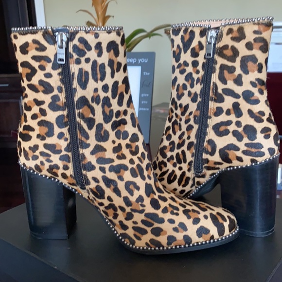 👢Coach Leopard Boots NWT Sz 6 Real Dyed Calf Fur. New with box - Picture 8 of 13